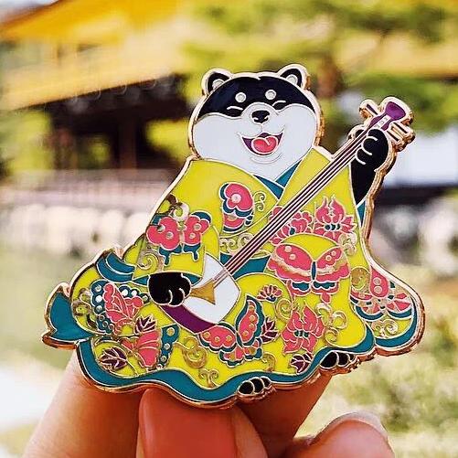 Shiba Fiddle Enamel Pin